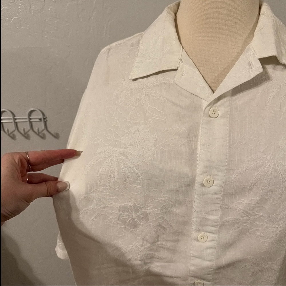 Mens White Button Up with Beach Pattern - Picture 3 of 9